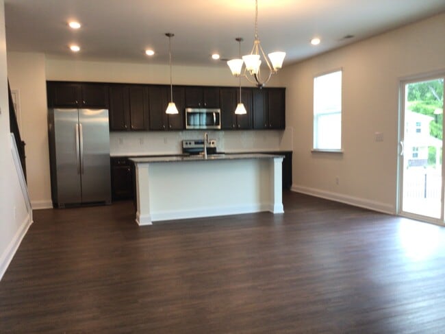Building Photo - 14111 Singing Creek Ln