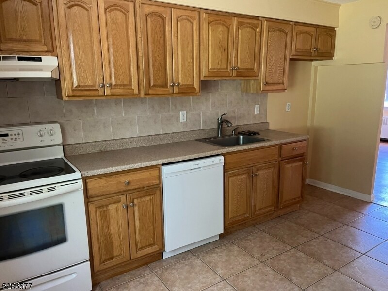 80 Troy Dr, Springfield, NJ 07081 Condo for Rent in Springfield, NJ