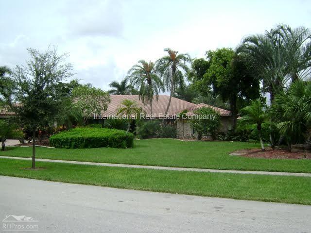 Building Photo - 7197 Encina Ln
