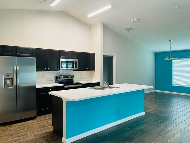 Foto del edificio - 112 SW Ridgecrest Dr
