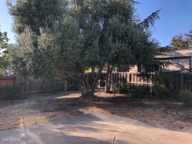 Building Photo - 3 br, 2 bath House - 35965 Firestone Ct