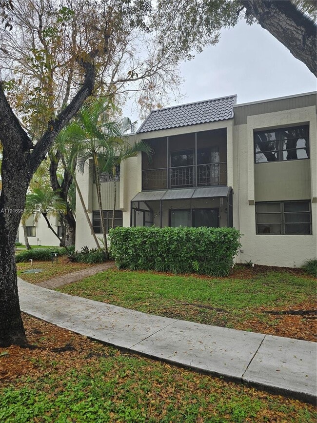 Building Photo - 7925 SW 104th St