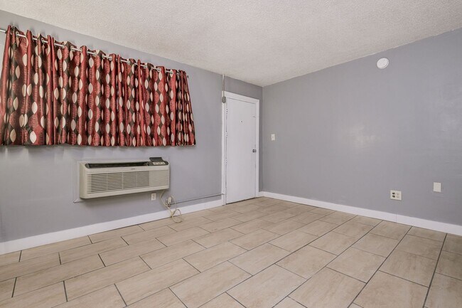 Foto del edificio - 620 W Amarillo Blvd