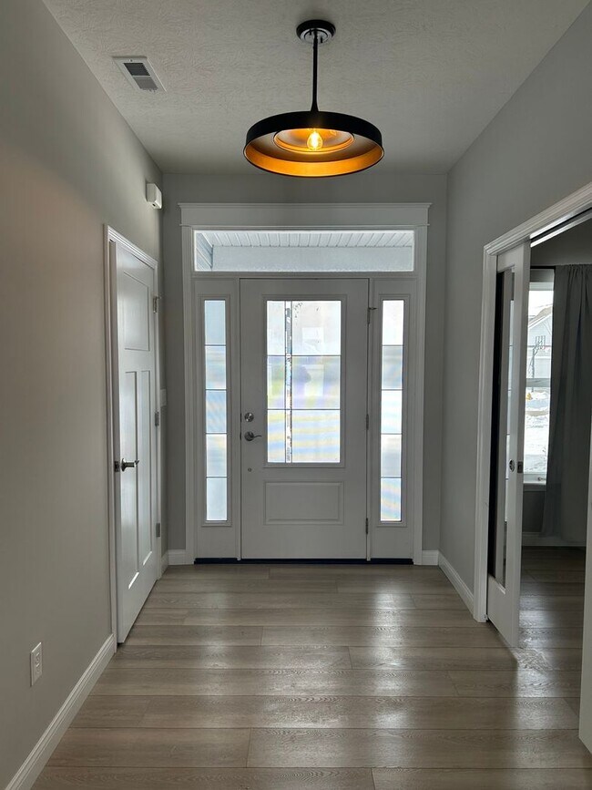 Foto del edificio - 4331 Foal Dr