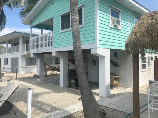 Building Photo - 28581 Maracaibo Rd