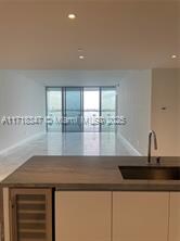 Foto del edificio - 700 NE 26th Ter