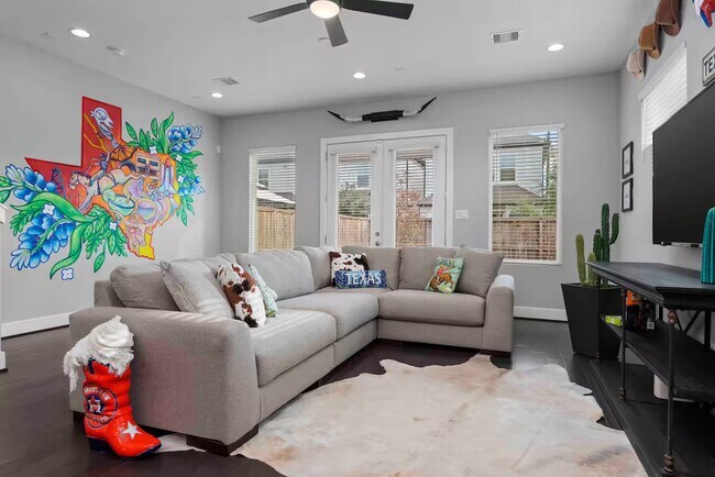 Foto del edificio - 4202 Gillespie St