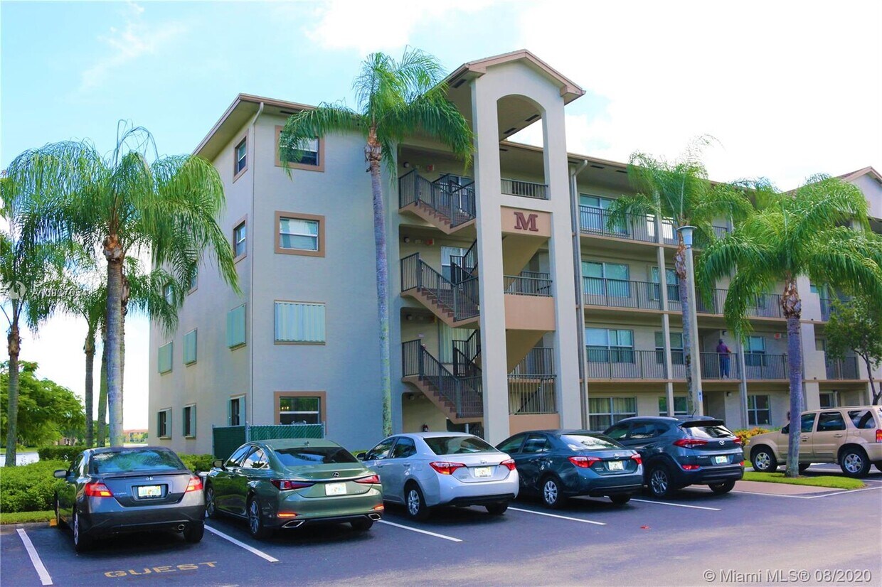 Primary Photo - 13800 SW 5th Ct