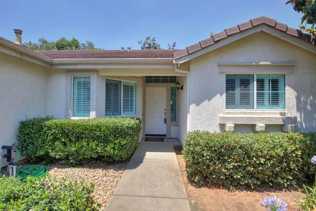 Building Photo - 9446 Lakewind Ln