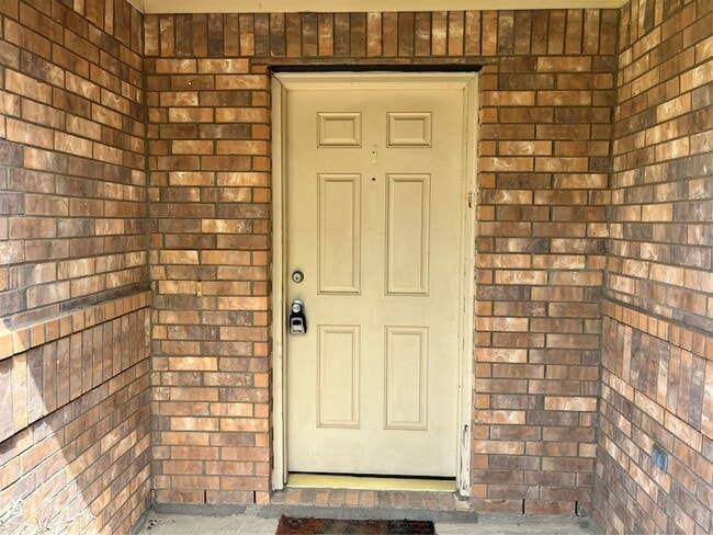 Building Photo - 1520 Carrigan Ln