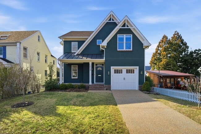 Photo - 1618 N Danville St House