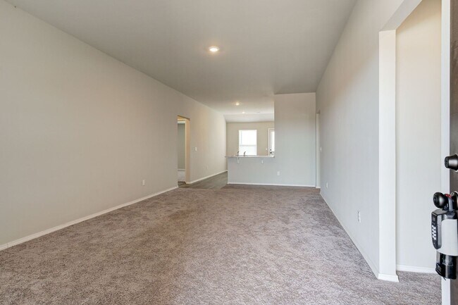 Foto del edificio - *** $250 MOVE-IN SPECIAL  *** Charming 4-Bed 2-Bath Home in Stillwater! *** $250 MOVE-IN SPECIAL ...