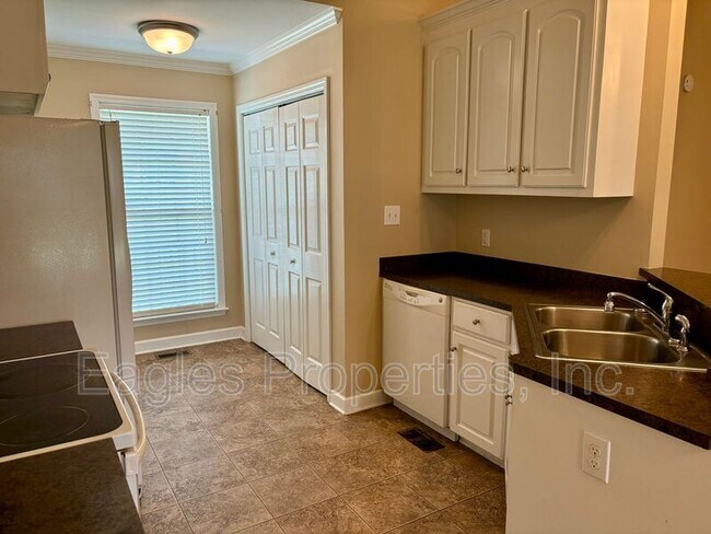 Foto del edificio - 103 Kestrel Ct