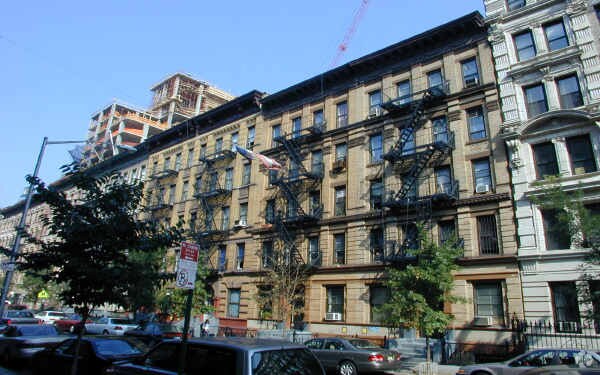 Building Photo - 249 W 109th St