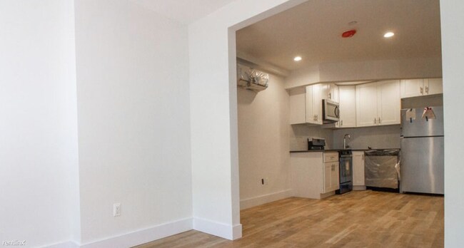 Building Photo - 2 br, 1 bath  - 69 Granite St