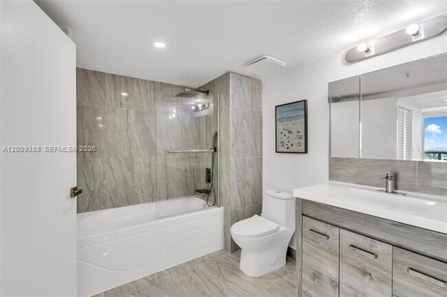 Foto del edificio - 1800 N Bayshore Dr