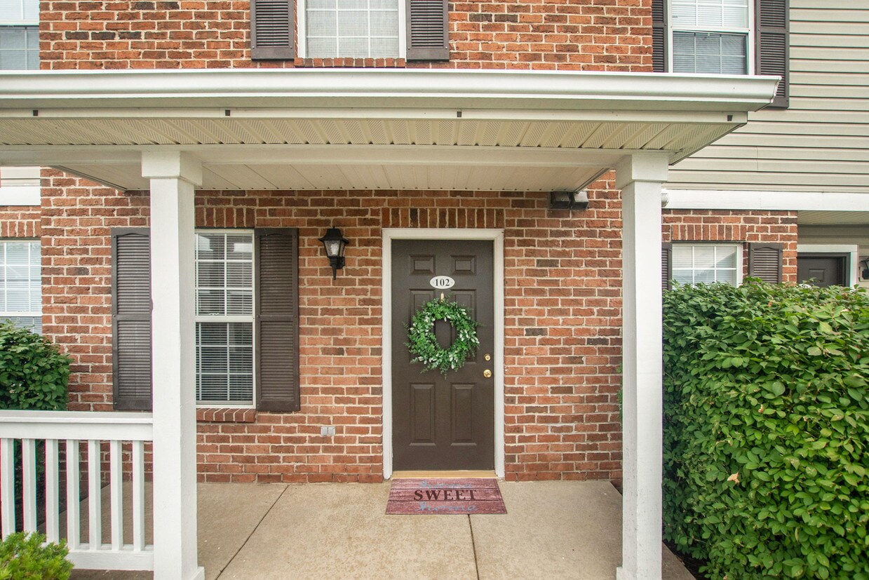 Clearpoint Valley Apartments Grand Rapids, MI