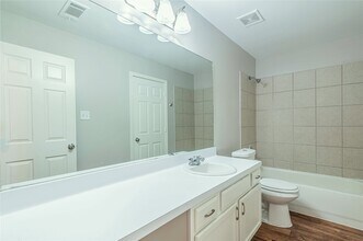 Building Photo - 10061 Sharpton Dr