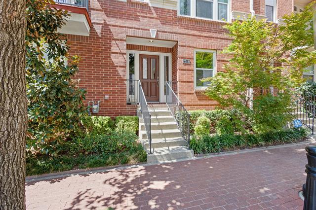 Foto del edificio - 2514 Worthington St