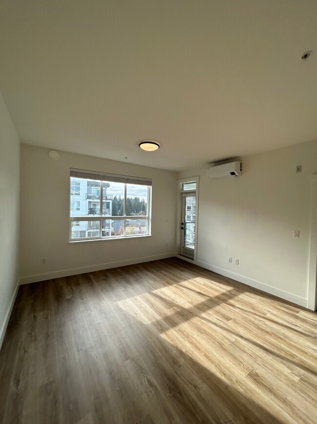 Building Photo - 2180 Kelly Av