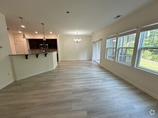 Building Photo - 373 Durants Neck Ln