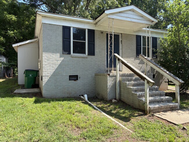 Foto del edificio - 932 Wainwright Ave