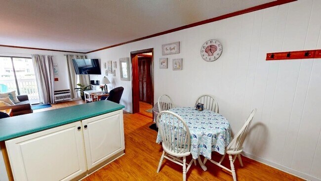 Foto del edificio - 9660 Shore Dr