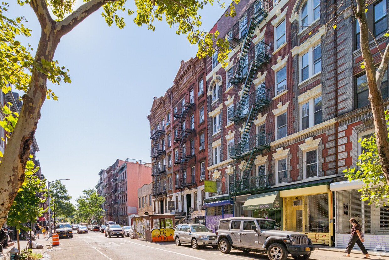 332 E 9th St New York, NY 10003-7926 - 332 E 9th St