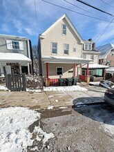 Building Photo - 36 Hickory St