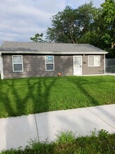 Building Photo - 4741 Carolina St
