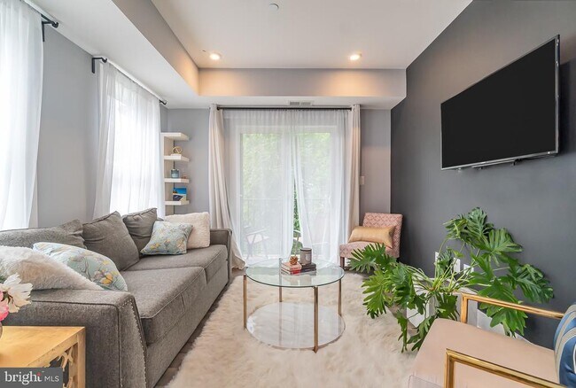 Foto del edificio - 1340 Nicholson St NW