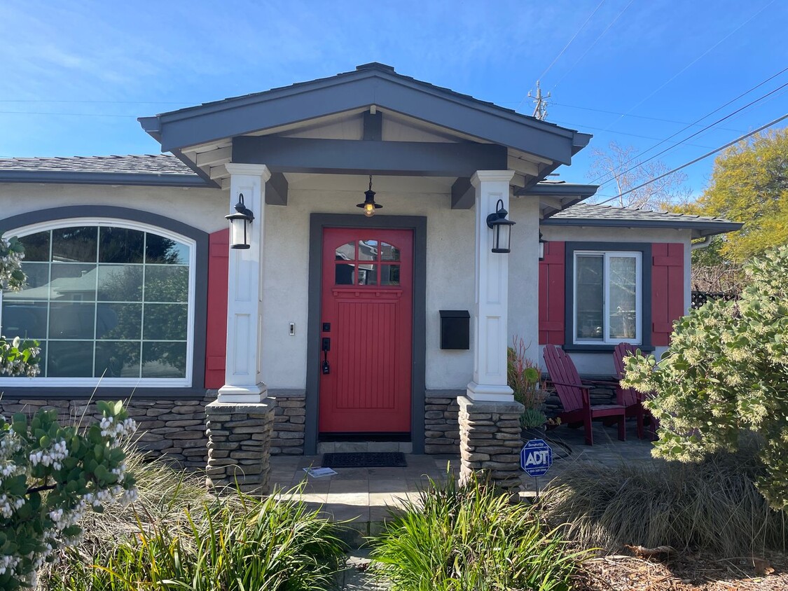 Primary Photo - Remodeled Willow Glen Home