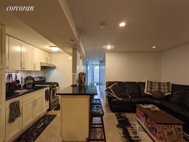 Foto del edificio - 375 Bleecker St