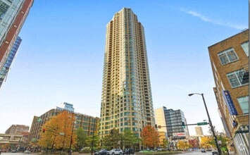 Building Photo - 400 N La Salle Dr