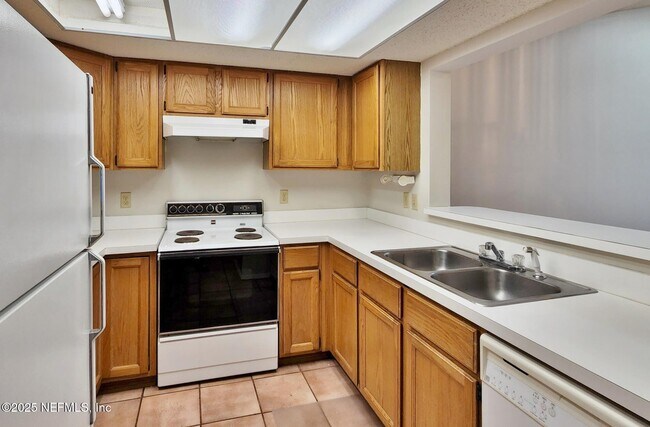 Building Photo - 189 Aruba Ln