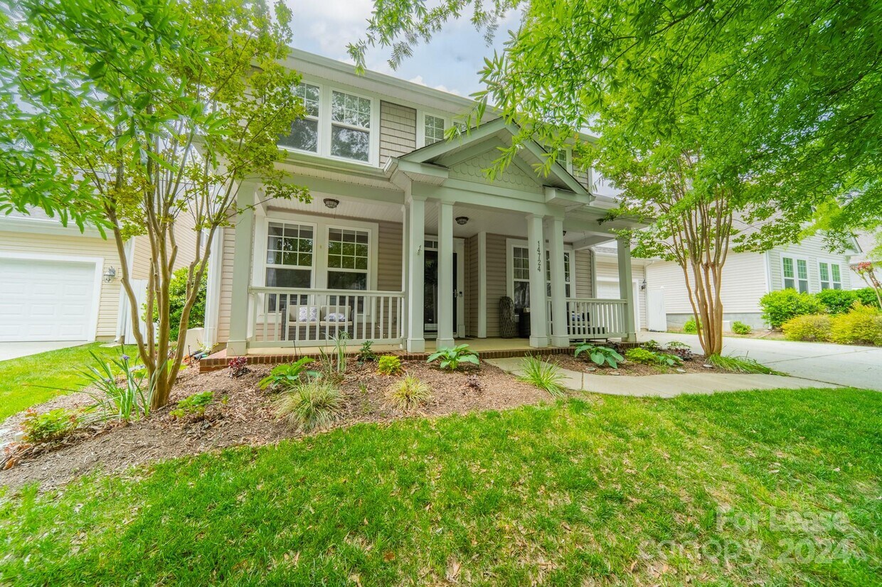 Primary Photo - 14724 Colonial Park Dr