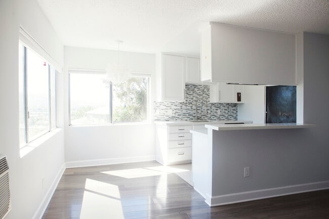 Foto del edificio - Carlyle Apartments