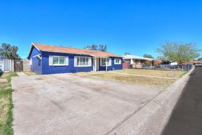 Building Photo - Newly remodeled 4 Bedroom in Casa Grande