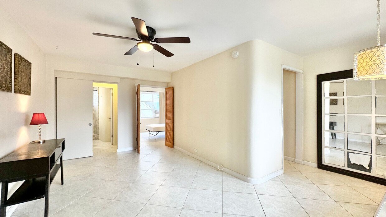 1627 Ala Wai Blvd Unit 202, Honolulu, HI 96815 Condo for Rent in