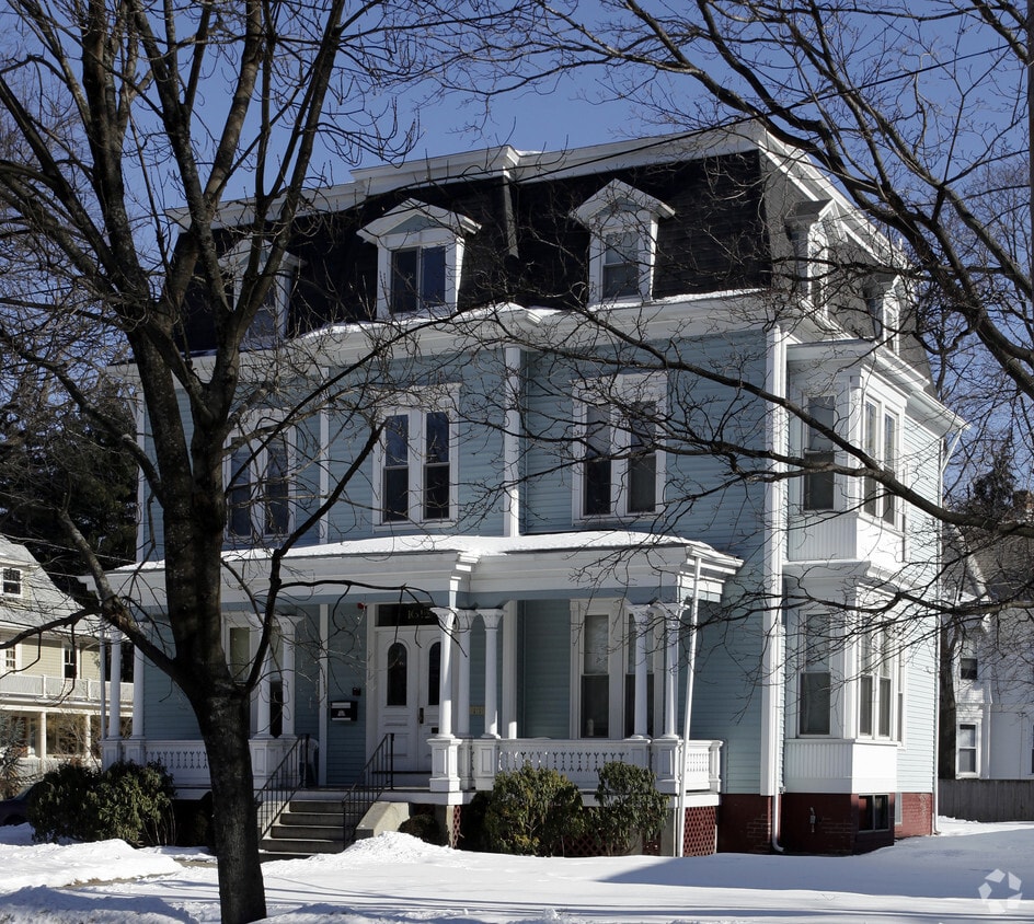 Building Photo - 1612 Broad St