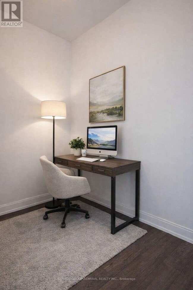 Photo du bâtiment - 70 Annie Craig Dr