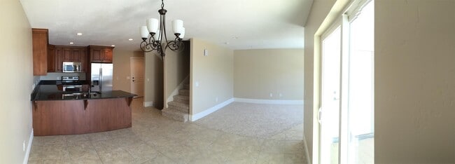 Building Photo - 400 Elk Valley Dr