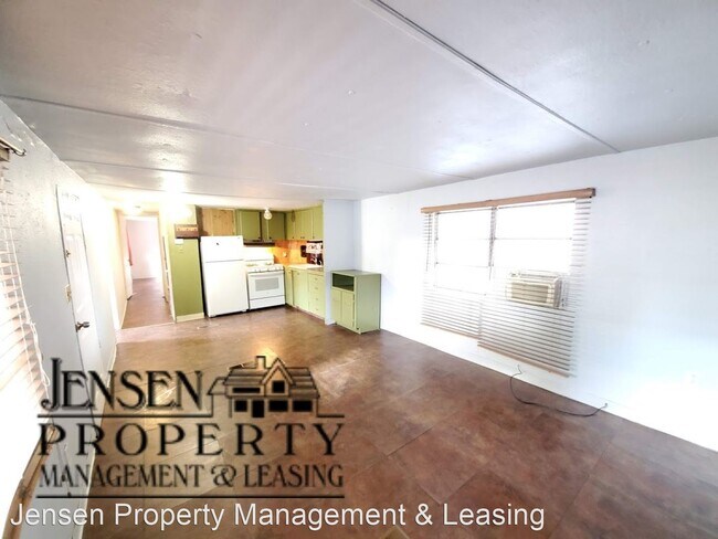 Foto del edificio - 2 br, 1 bath House - 425 East 900 South -415