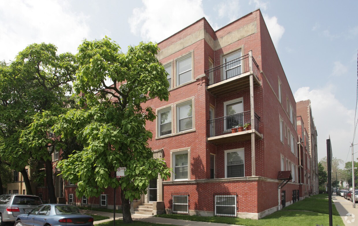 Foto principal - 5450-5456 S Harper Ave