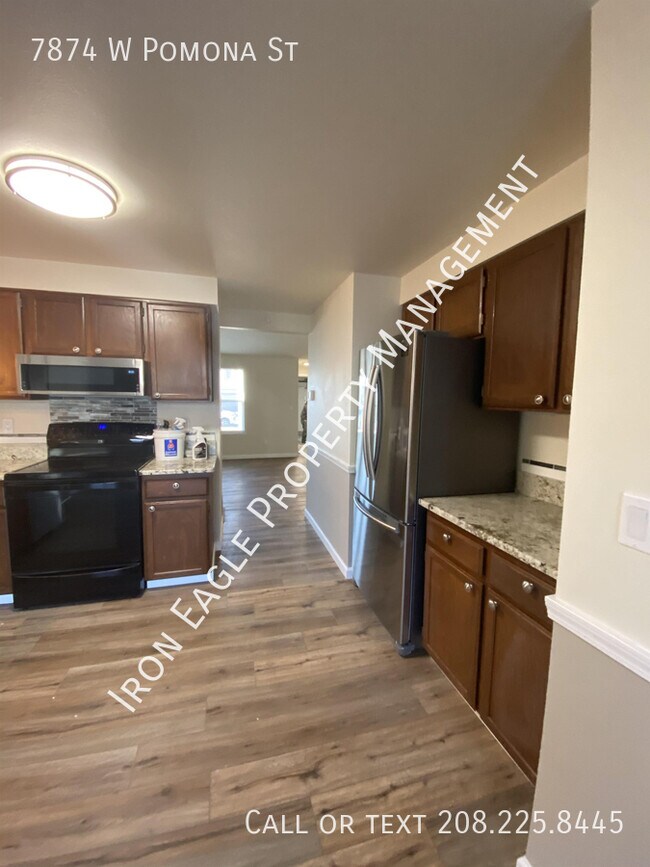 Foto del edificio - 7874 W Pomona St