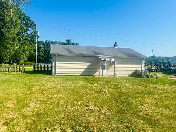 Building Photo - 2739 Pleasant Ridge Rd