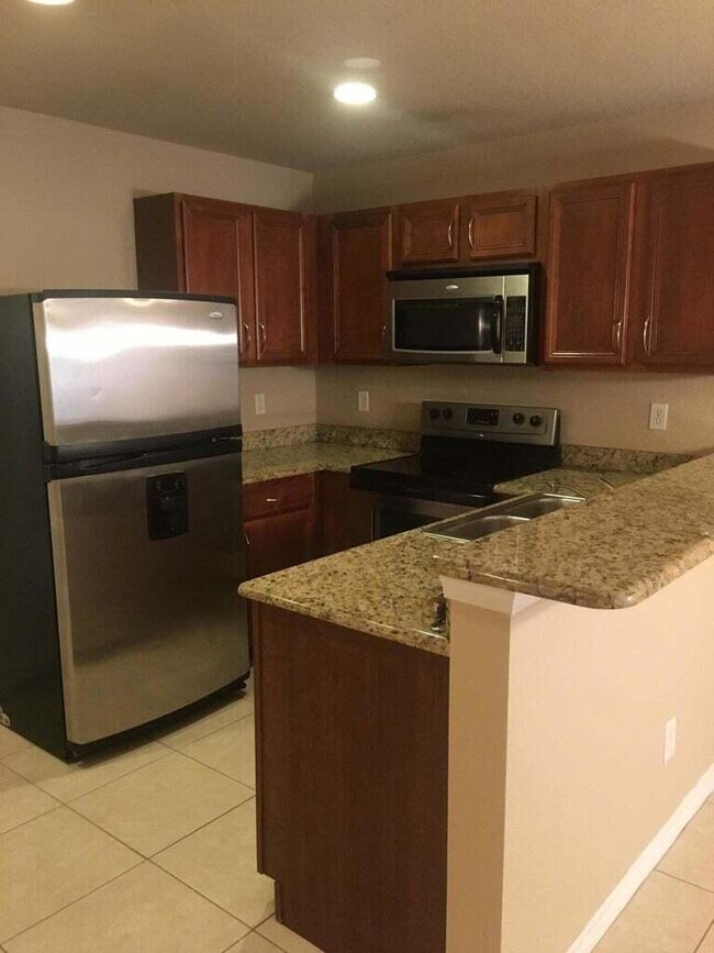 Building Photo - 2552 Marshfield Ct