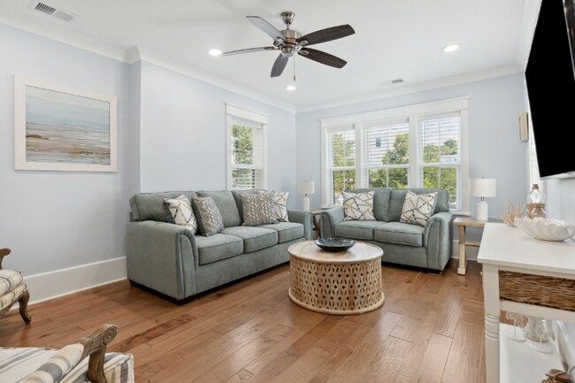 Foto del edificio - 974 Key Colony Ct