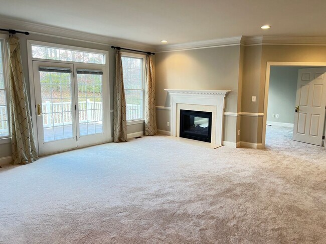 Foto del edificio - 5920 Interlachen Ct