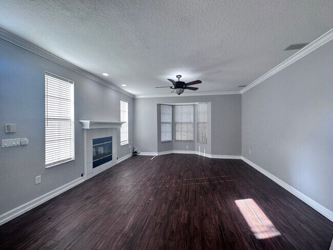 Foto del edificio - 2656 Sabal Springs Dr